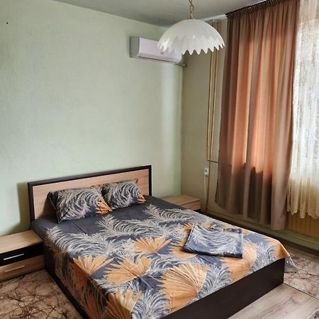 Apartment Lachevi Σαντάνσκι Εξωτερικό φωτογραφία